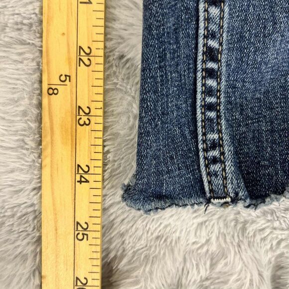 Vigoss Jeans Women 24 Crop Medium Wash Stretch Denim Raw Hem Embroidered Pockets - Picture 8 of 9